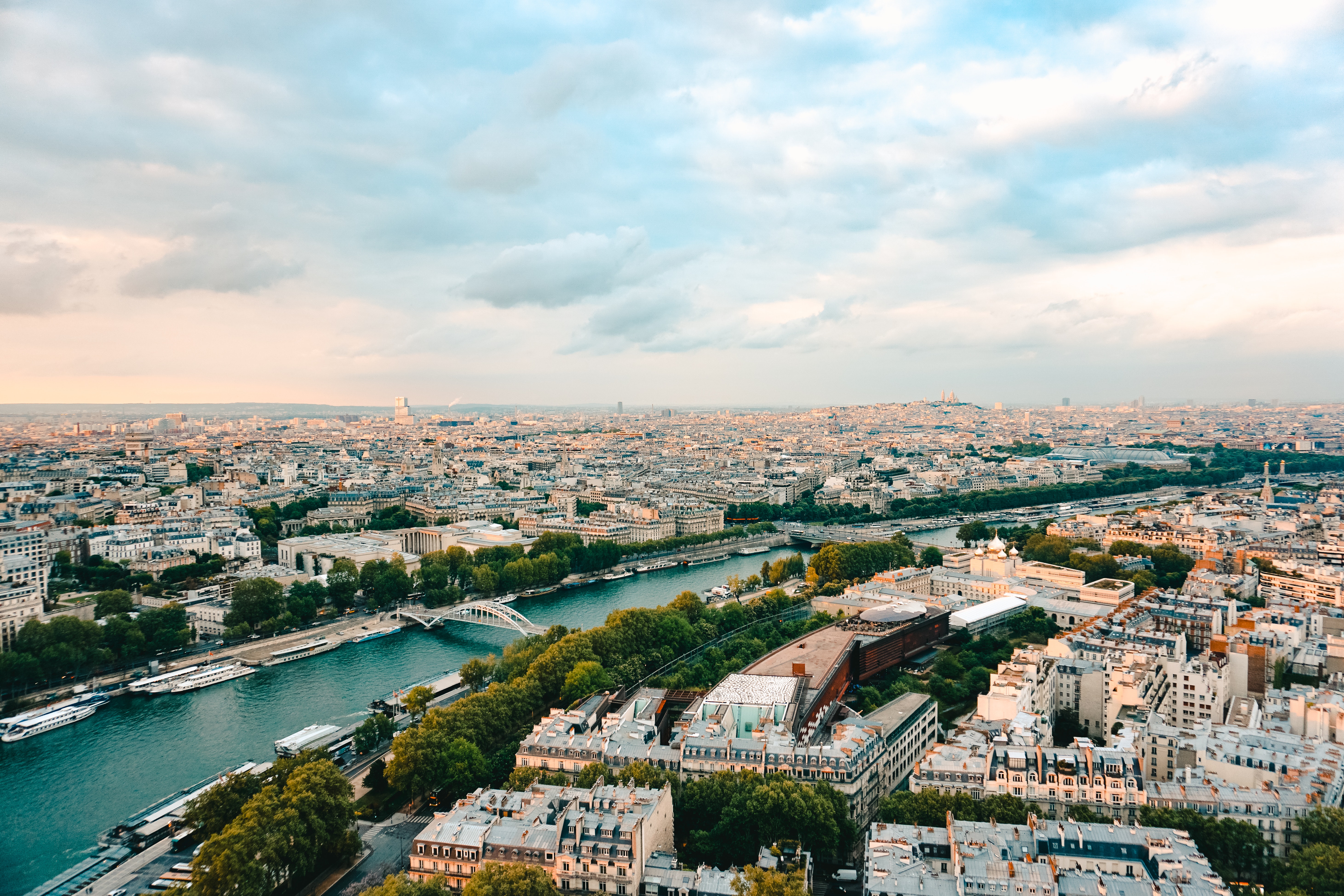 Best Tips for Visiting Paris in August