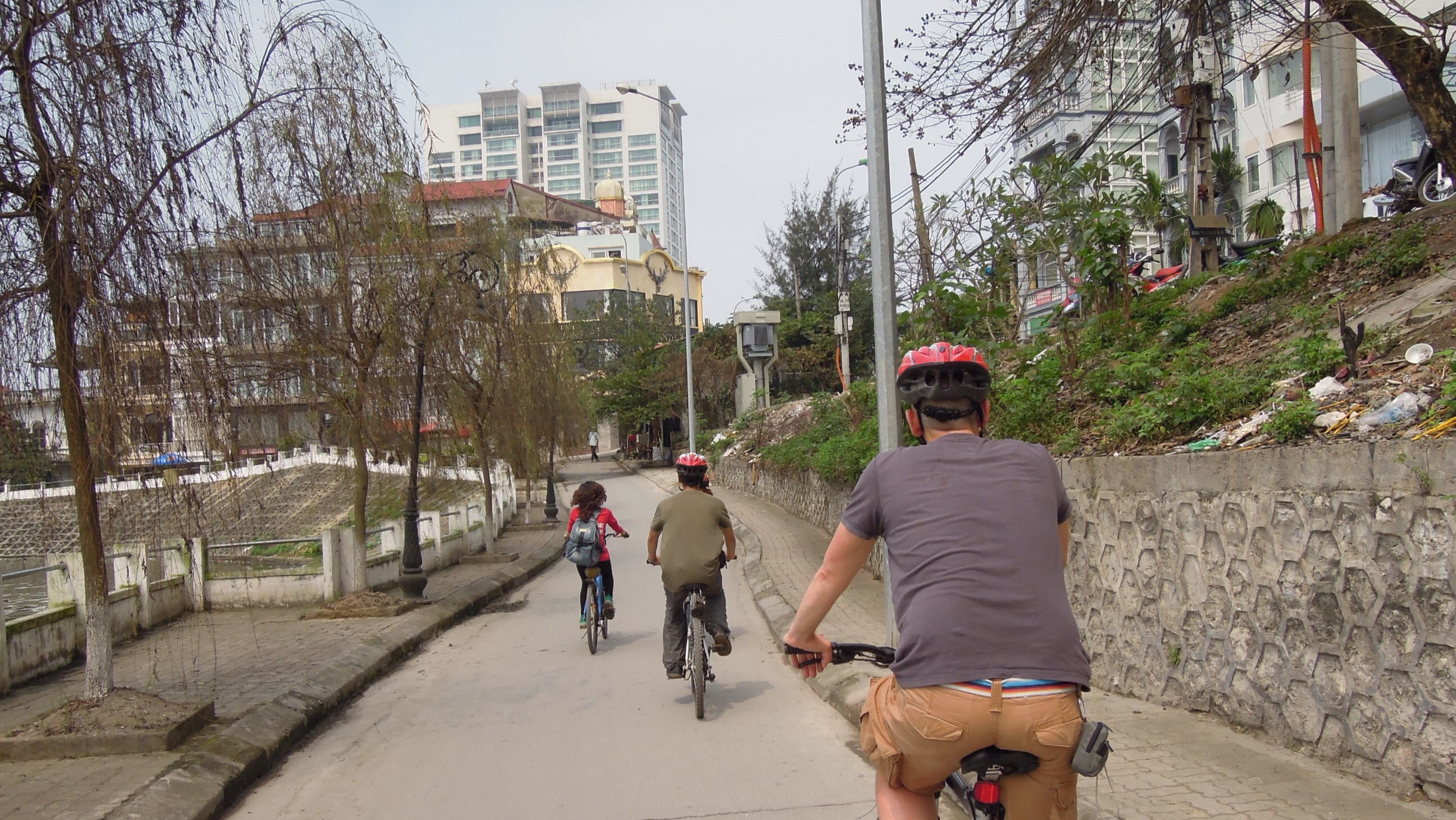 Vietnam Cycling Tours: Complete Guide to Countryside Bike Routes