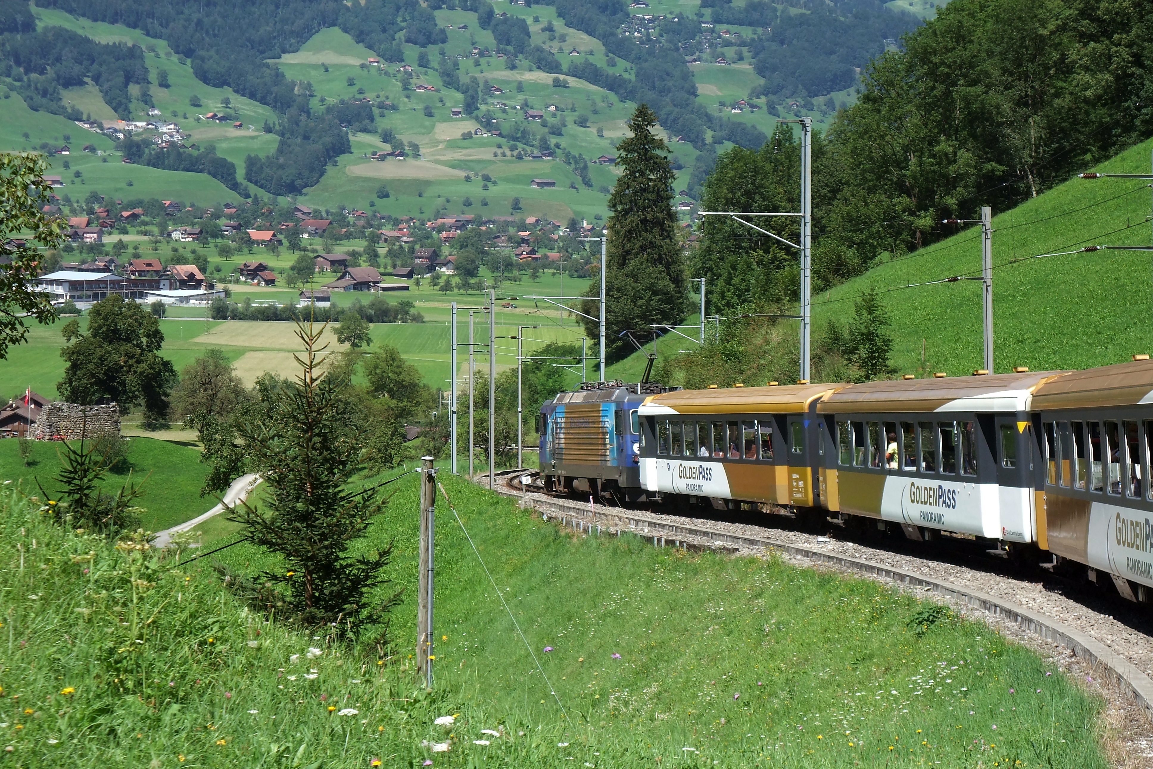 GoldenPass Train in Switzerland 2026: Scenic Lakes, Vineyards & Alpine Adventure